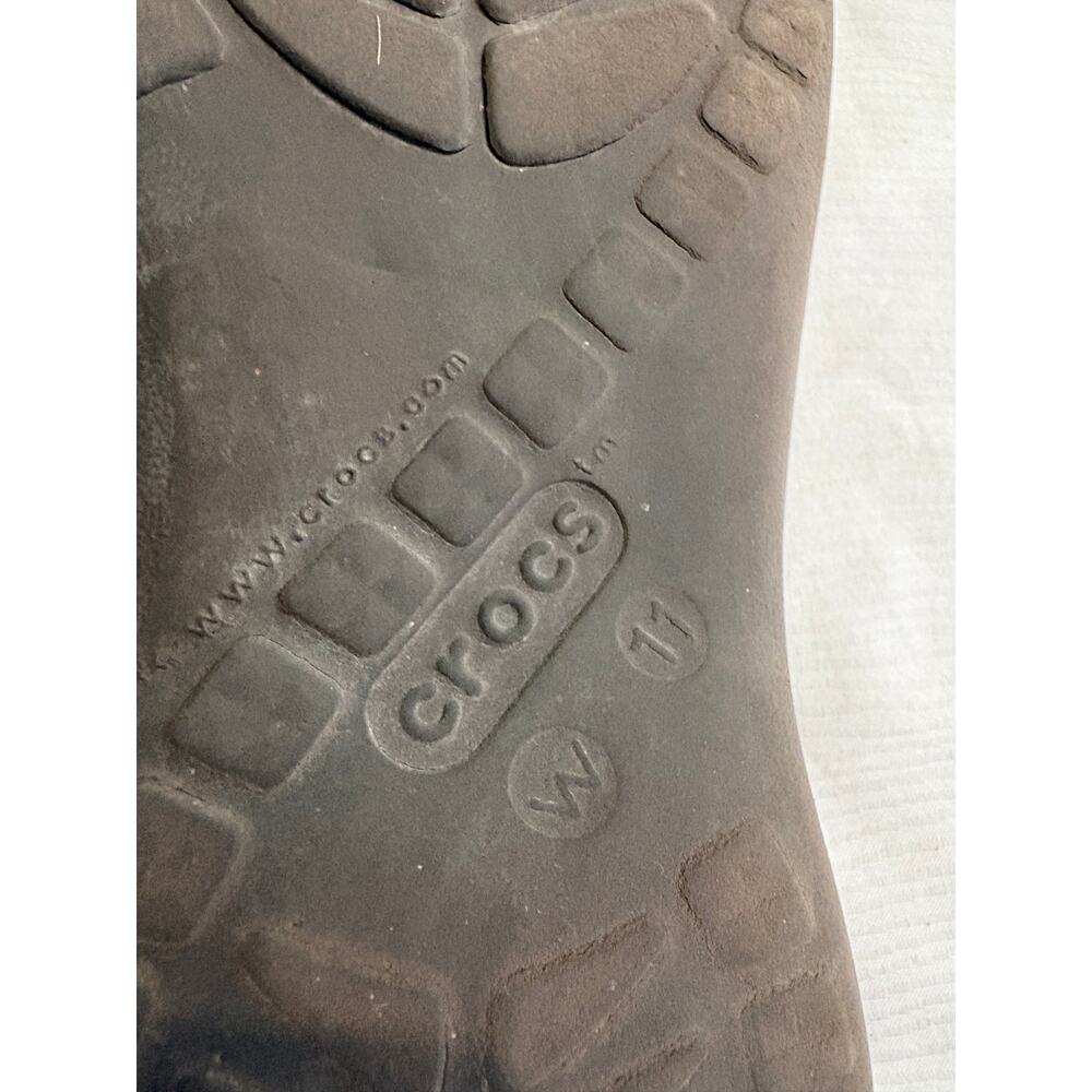 Crocs Women 11 Capri Flip Flop Sandals Leopard Print Wedge Dual Comfort Toe Post - Picture 8 of 13